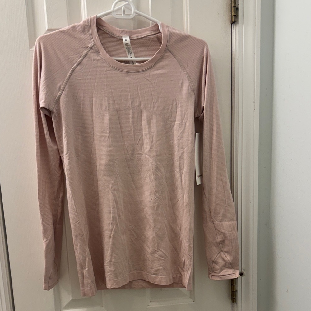 Lululemon swiftly long sleeve. Pale pink. NWT. Size 8